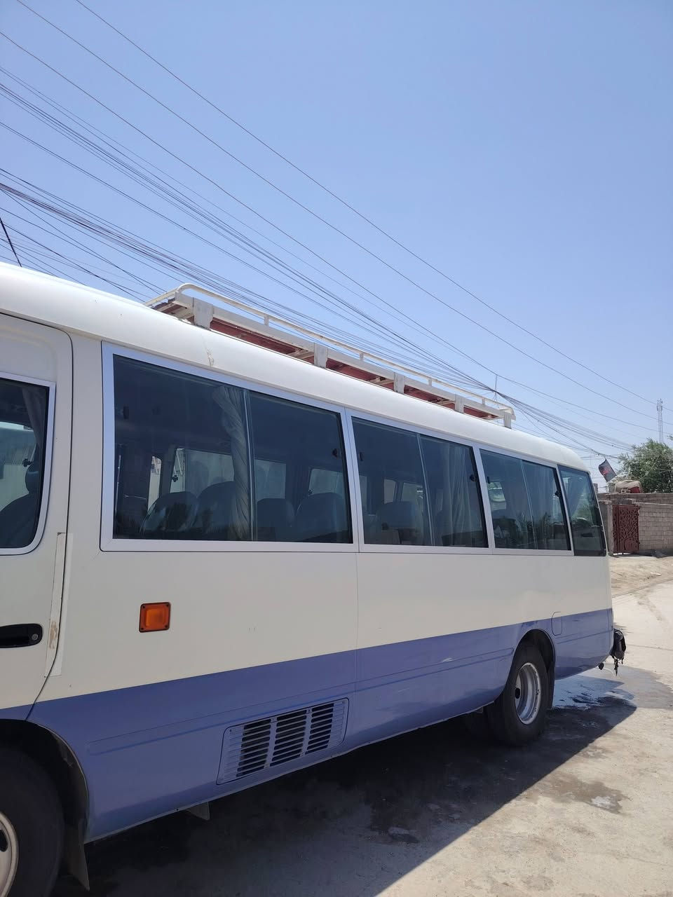 سلام عليكم
كوستر للبيع موديل ٢٠١٤ رقم بصره لسنويه ل ٢٩
تبريد محور وركه اظافيه غاز 80 لتر  مكينه كير تمام
لكسن بيه ونه خفيفه 
لسعر ( ٣٢٠ ) وبيه مجال
ذي قار.   شطره 
*********** واستاب
***********
