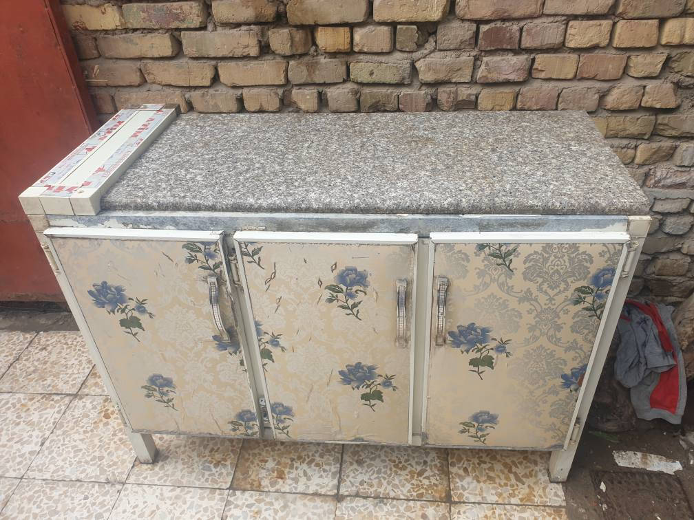 كاونتر متر وربع مرمر سعره ٦٠ وبي مجال استفسار اكثر خاص او *********** عمارة, ميسان
