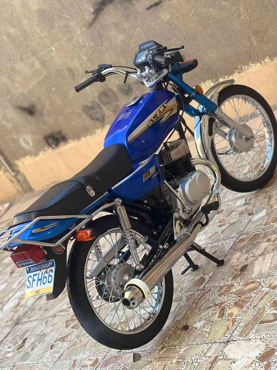 سلام عليكم دراجه نضيفه سعر خاص او يتصل ***********
