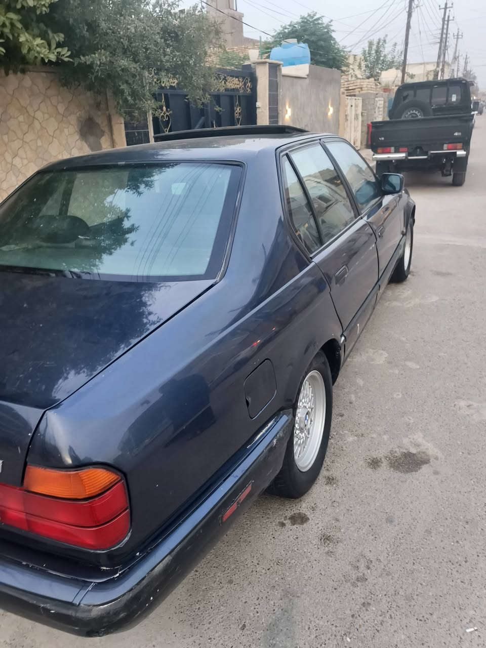 سلام عليكم البيع بي إم 740 موديل 1993 فول مواصفات السياره يحتاجله ترتيب بدون ضربه صبغ عام سلايت صندوك شفط دبل جام اصل جوبلسات بس مو شغالات دبل جكمجه سيدي جنجر تبريد عاطل المكينه بيه دخانه سوده كير خير من الله السعر 52 وبيه مجال قليل فدوه الموشراي لا يشلع كلبي مايعجبك المنشور اعبره خلي ولي مكاني بغداد الشرطه الخامسه الي يشتري لازم يحول ماانتظر شرط التحويل *********** الشراي بي خير ويدلل غير متواجد ع نت
