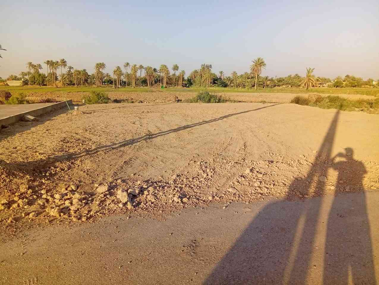السلام عليكم عرصه للبيع 250 طابو زراعي سند 25 مدفونه وجاهزه  مجمع عل طريق أبو فلوس ركن عل شارعين 
***********
للتواصل على الرقم
