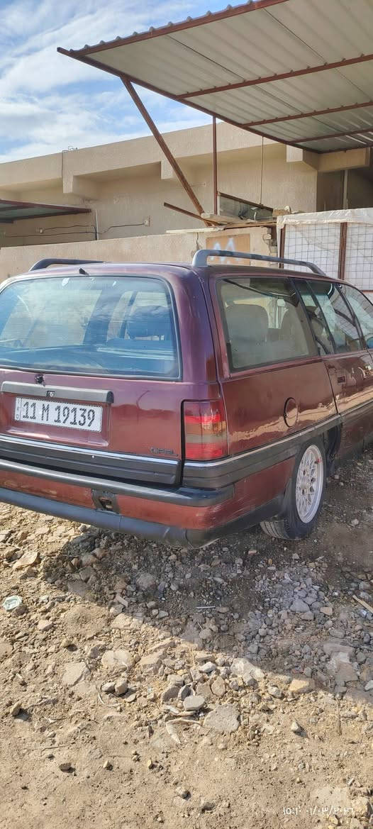 السلام عليكم اوميكا ستيشن حجم ٢٠ كير اتوماتيك رقم بغداد مسطرة بسمي مكان الديوانية محرك حاوية كير جيد صدر جديد تخم تاير جديد السعر ٣٣وبيه مجال *********** واتساب
