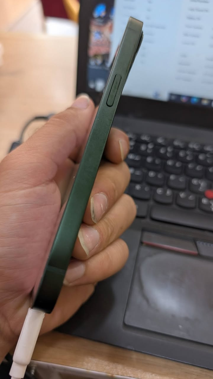 ip 13
256 gb 

86 🔋

 ١ سیم ئیسیم

زۆر پاکە بەشەرتی هەموو شت لەشەریکەی ئەپل جاکراوەتەوە مسجی لە کۆمپیتەر دەدان  رسمی داندراوە 

نرخی ٢٥٥$ 

***********
