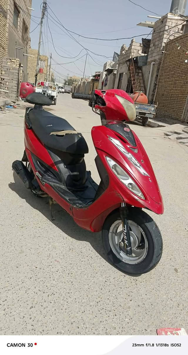 دراجه   
.جيفور ياباني مكينه ناعمه مفتوحه بس والفات شغاله كهربائيات سلف هندر 
 سلف السعر 250 وبيها مجال ما اجاوب واتساب ولا فيس اتصل على الرقم   ***********
