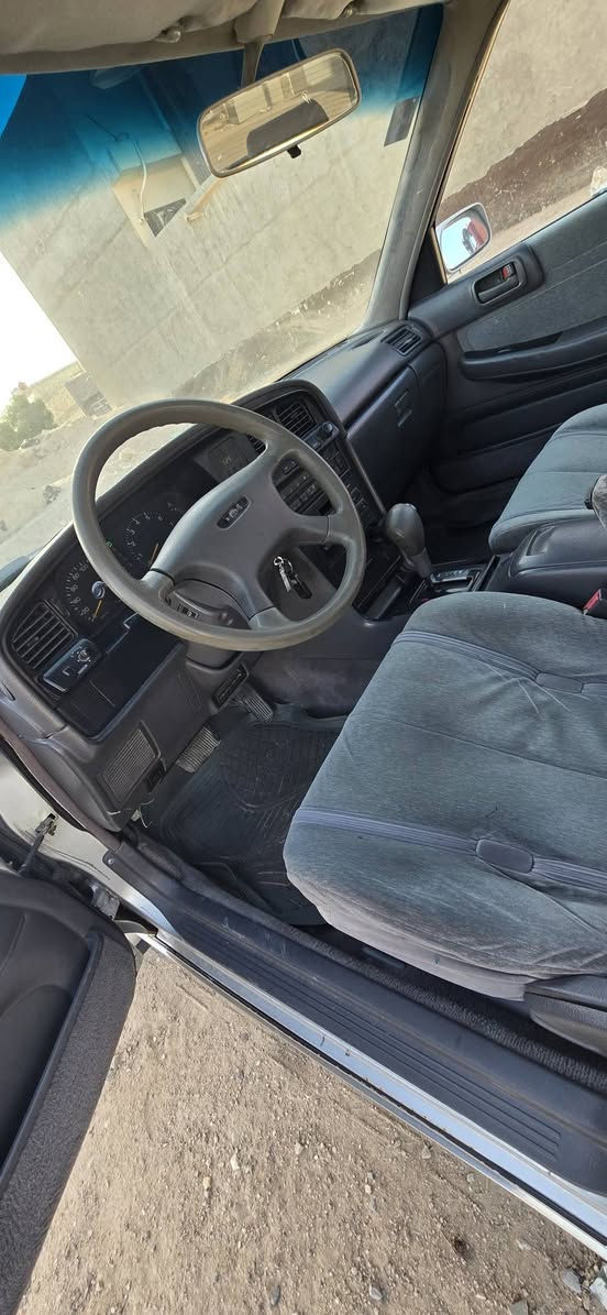 السيارة للبيع مارك تكم كربلائي موديل 94 رقم انكليزي كربلاء بسمي تحويل ثاني يوم مكان السياره كربلاء السعر 62 وبيها مجال ***********
