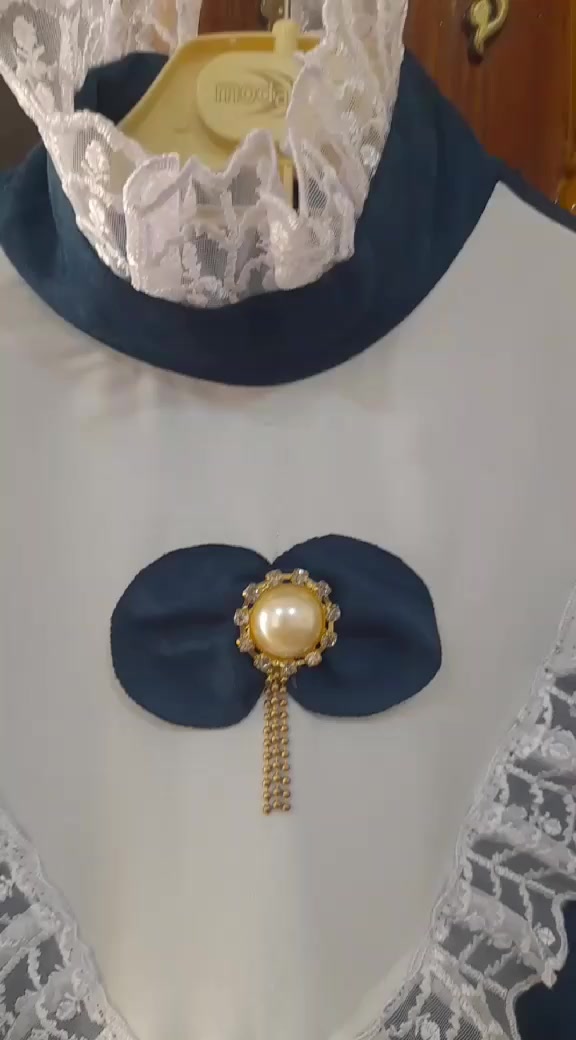 خياط يجنن وزبونات احلى شوفولي جمال الفستان على هاي الورده شاركتنه فرحته بالفستان يوم ميلادها نعتني بأدق التفاصيل خياطه احلى من الحاضر حسب طلبكم نوفر كافة الاقمشه مناسبات،💃، دوام 🚶بيت🧑‍🍳 طلعه 🧍اطفال،👶
يوجد توصيل ارفعو منشور كلولي رايكم واي ملاحضه عدكم كتبوها ،،


**إذا كنت صاحب هذا الإعلان وتريد حذفه لأي سبب، رجاءا أرسل رسالة إلى الدعم الفني**