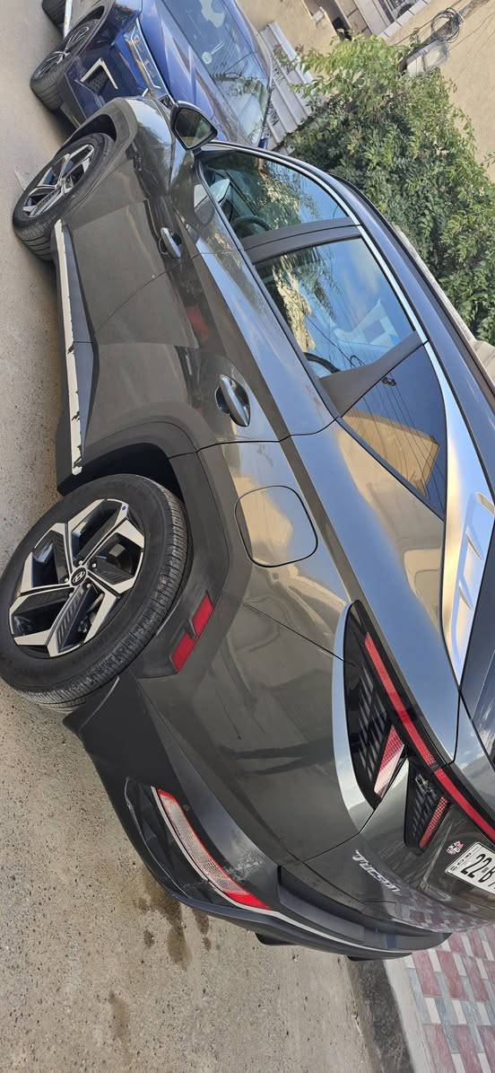 هونداي توسان للبيع موديل ٢٠٢٢  بأسمي رقم اربيل بدون غرامات شرط التحويل
فول مواصفات من سلايد وبصمة وتدفئة وتبريد مقاعد وجنطة كهرباء كراسي كهرباء تنبيه مسار واتوتو هولد سايد بريك بصمةوتوقف ذاتي محرك ٢٥٠٠  ماشية ٧٥ الف
و حادث بسيط بدون ايرباك لون متغير 
صور الحادث بالمنشور  مع رقم الشاصي
السيدية قرب تقاطع الدرويش 
***********
السعر ٢٠٥
