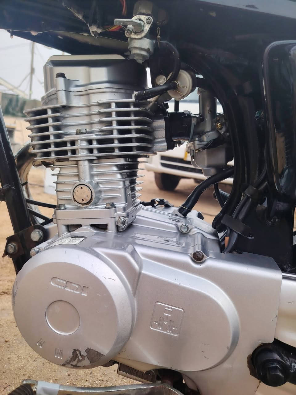 السلام عليكم دراجه نامه شلامجه مديل 22 رقم انكليزي سنويه ل28 بشهر ل11 مكينه مامفتوحه دراجه نضيفه وحلوه سعرها مليون و750 مجال حك الجيه 
مكاني بصره شط العرب الفيحاء
***********
