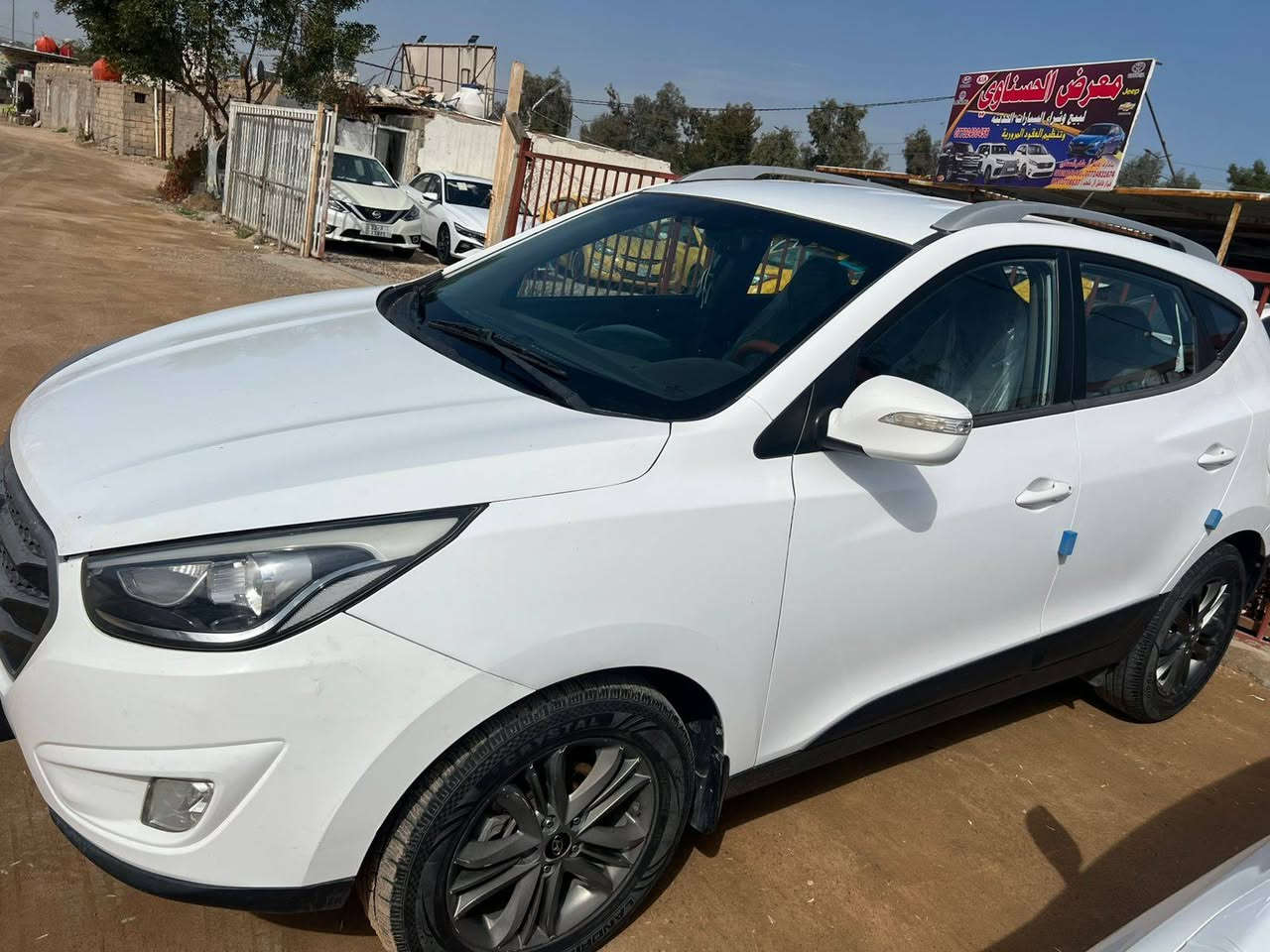 توسان ١٥ مكفوله
: من التبديل والصبغ
 مكينه وحديده وكير
 جدد
: رقم: بغداد نكليزي رقم الموبايل *********** مكان السياره كربلاء
