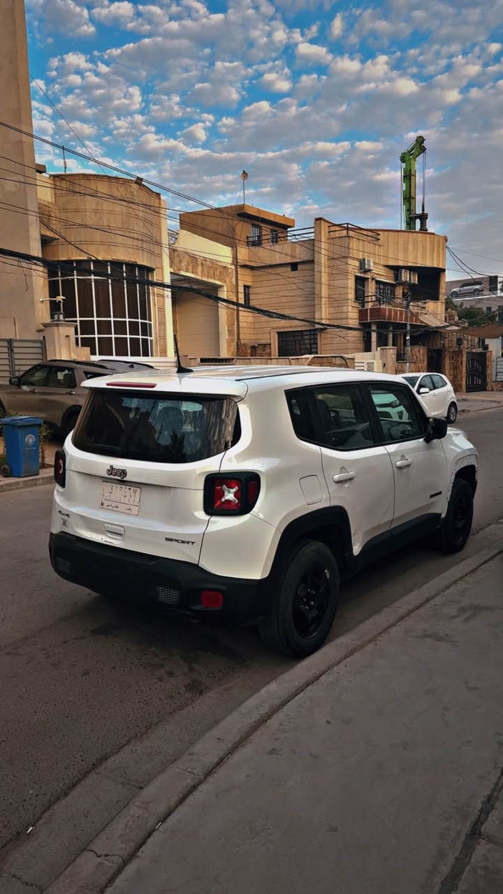 جيب رينيجيد 2022 - محرك 1300 تيربو (بحالة الوكالة)
المواصفات الفنية:
• المحرك: 1300 CC Turbo (اقتصادي جداً وقوي).
• ناقل الحركة (الكير): أوتوماتيك.
• الحالة الميكانيكية: المحرك والگير بحالة الكفالة (شرط الفحص).
• المسافة المقطوعة: 88,000 ميل.
تفاصيل إضافية:
• موديل 2022، السيارة متماسكة جداً.
• استخدام "دكتورة" (استخدام هادئ ونظيف جداً).
• تحتاج لبعض التعديلات البسيطة جداً في الهيكل الخارجي (فنش بسيط).
السعر: 15,500$ (قابل للتفاوض البسيط للجادين).
للتواصل *********** واتس بغداد, العراق
