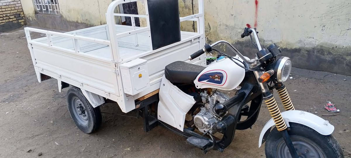 السلام عليكم ستواته البيع
معمره تعمير حلو مكينه مجفته غراض صليه كلك 
مكفواله عشاير  السعر 700 وبيه مجال  ***********
