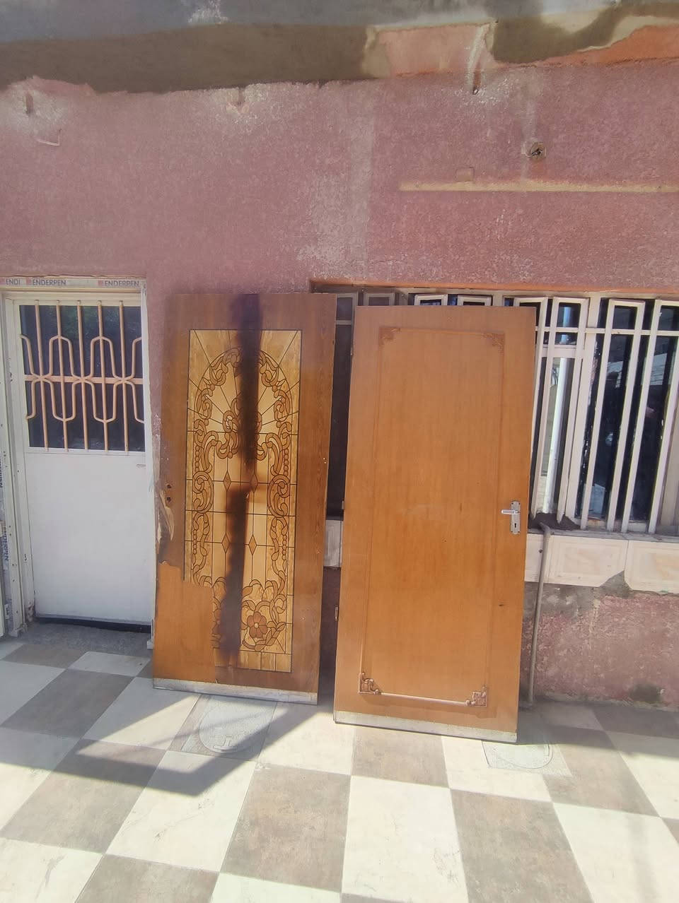 السلام عليكم ابواب للبيع حله ***********
