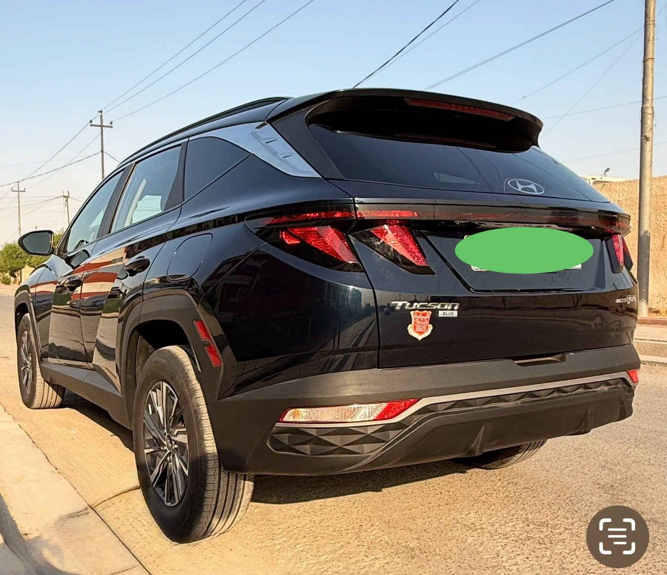 سلام عليكم
هونداي توسان هايبرد  موديل 2024 
حادث بسيط بسعر 197$$ 
ماشي شي قليل بدون ارباك رقم بغداد
مكاني بغداد
تليفون  ***********
