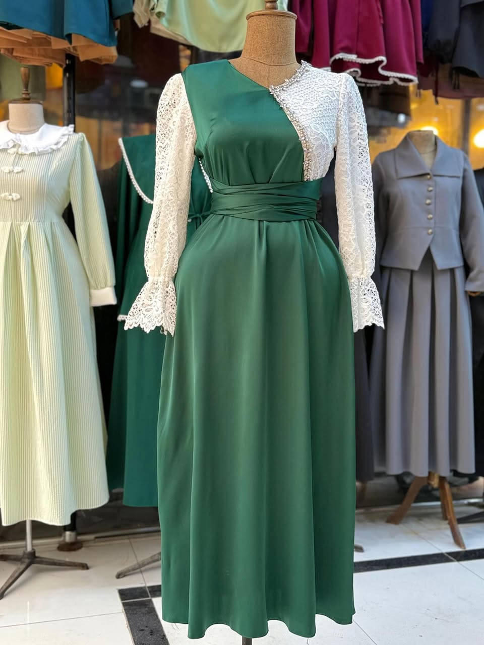 🧿﷽ وعلى الله توكلنا 🧿 

# شعارنا التميز  L M 💫

فخامه. وجمال. المديل  فستان  العيد روووعه 

🧶🧶نوع الخامة ستن زارا تركي  ❤️

المقاسات  38 🌹40🌹42🌹44🌹46🌹48🌹
#فساتين_مناسبات #فاشن_فساتين_موديل_كيوت_ستايل_زواج_عيد_بارتي_حفله_روعة_اناقة_اعلانات_متجر


**إذا كنت صاحب هذا الإعلان وتريد حذفه لأي سبب، رجاءا أرسل رسالة إلى الدعم الفني**