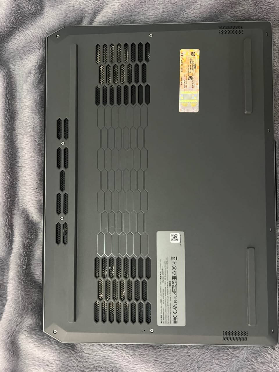 Lenovo LOQ Gaming 

• كارت الشاشة نيفيديا NVIDIA GeForce RTX 5050 GDDR7
i7-13700HX المعالج
الرام سعة 24 GB 
الهارد 512 GB SSD 
نسخة Windows 11 Pro أصلية ومفعلة.
حجمها 15 144hz
لابتوب استخدام بسيط بعدها بالضمان ماخذها من النبع
مكاني بغداد المنصور بغداد, العراق


**إذا كنت صاحب هذا الإعلان وتريد حذفه لأي سبب، رجاءا أرسل رسالة إلى الدعم الفني**
