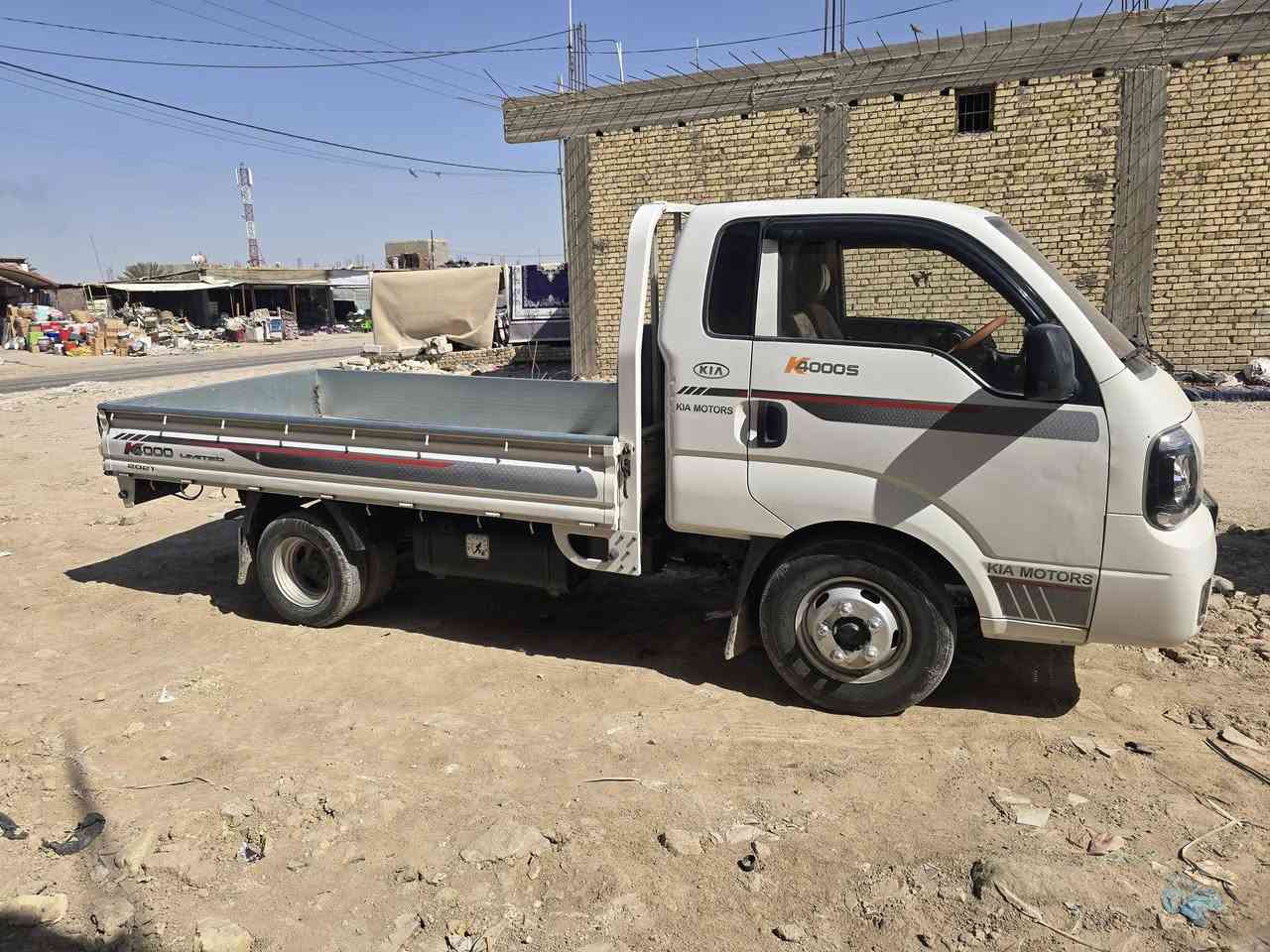 فحل ١٨ للبيع جديدة معنة كلمة ***********
