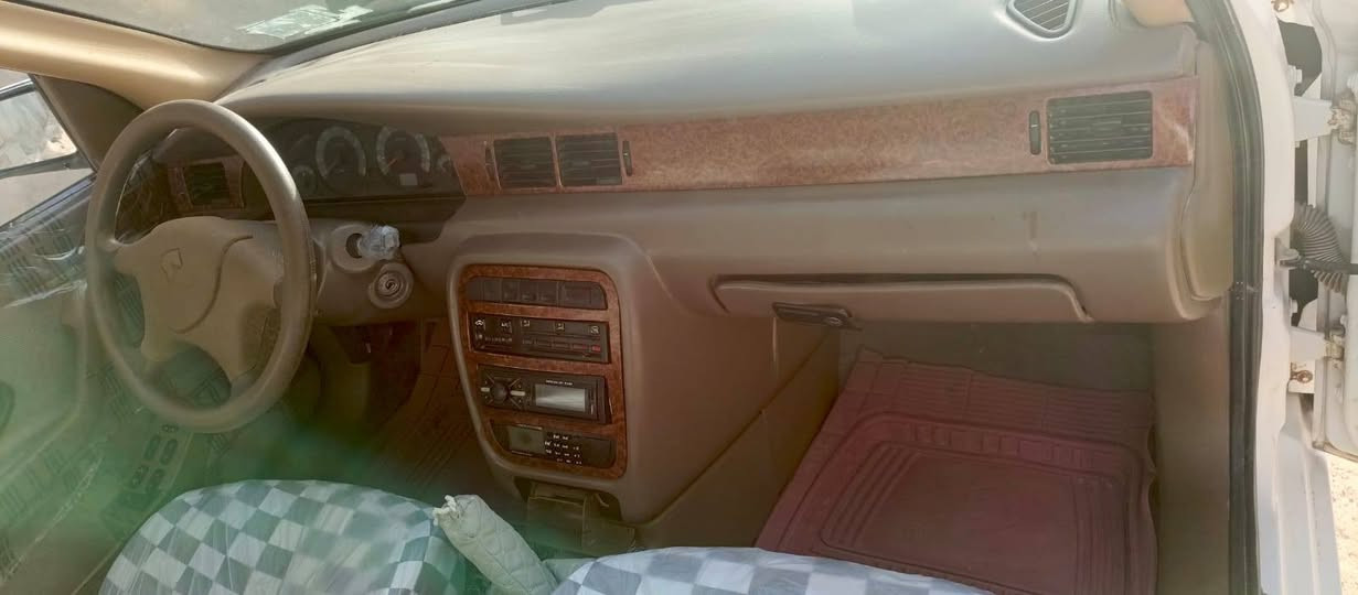 سلام عليكم خوان سمند للبيع مديل 2010مشروع وطني مداور ثاني يوم تخم تاير جدد كهربائيات  
كله شغاله حداديه جديده شرط جدد مكاني نجف خوان مكلف بل نشر غير متواجد عل فيس السعر 28 وبيها مجال 
***********
