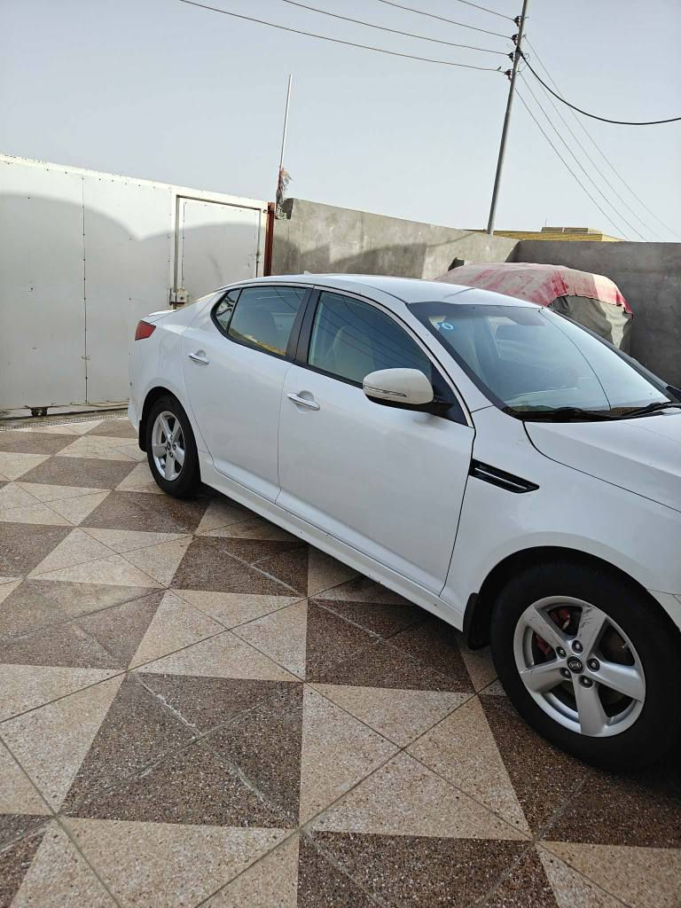 كيه اوبتيما 2015 حره تحويل امريكي حادثها بنيد مبدل فقط وبيها قطعتين صبغ بدون دواخل والباقي كفاله ضربه وتبديل وصبغ السياره جاهزه وجديده محرك 2400 دبل كزوز مواصفات شاشه كامره ويلكب تحكم استيرن اشاير بل مريه حساسات اماميه خلفيه نضام ايكو وباقي المواصفات المعروفه جاهزه مكينه كير حداديه تبريد تخم تاير السعر 108 وبيها مجال للشراي للاستفسار الاتصال على الرقم *********** مكاني ناصريه للبيع او المراوس البصرة, العراق
