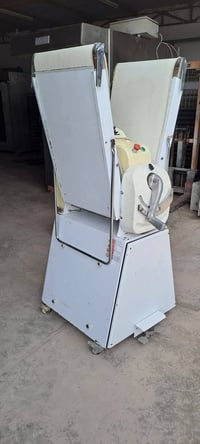 فتاحة عجين صناعيه (شيتر)  للاستفسار والمعلومات راسلنا على الواتساب  07...