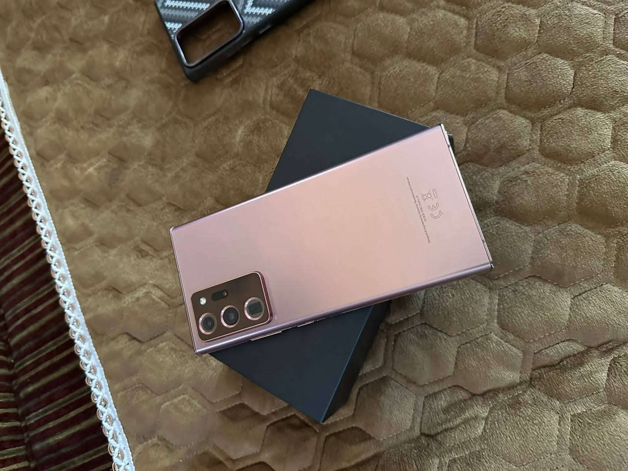 NOT 20 الترا للبيع
جهاز جديد كلش 
ذاكرته ٢٥٦ 
شرق أوسط الأصلي دبل سيم كارت 
فقط الجهاز ماعندي غراضه 
سعره ٤٥٠ الف بي مجال بسيط 
*********** 
بغداد مكاني
