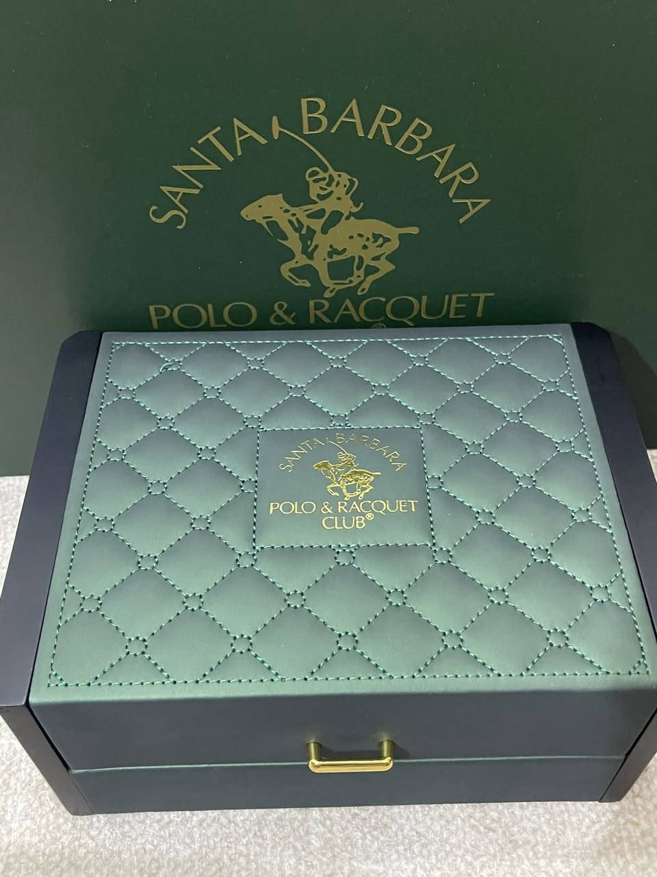 ساعه بولو للبيع اصليه غير مستعمله ابد من وكالة بولو  مع كارت ضمان ٣ سنوات


**إذا كنت صاحب هذا الإعلان وتريد حذفه لأي سبب، رجاءا أرسل رسالة إلى الدعم الفني**