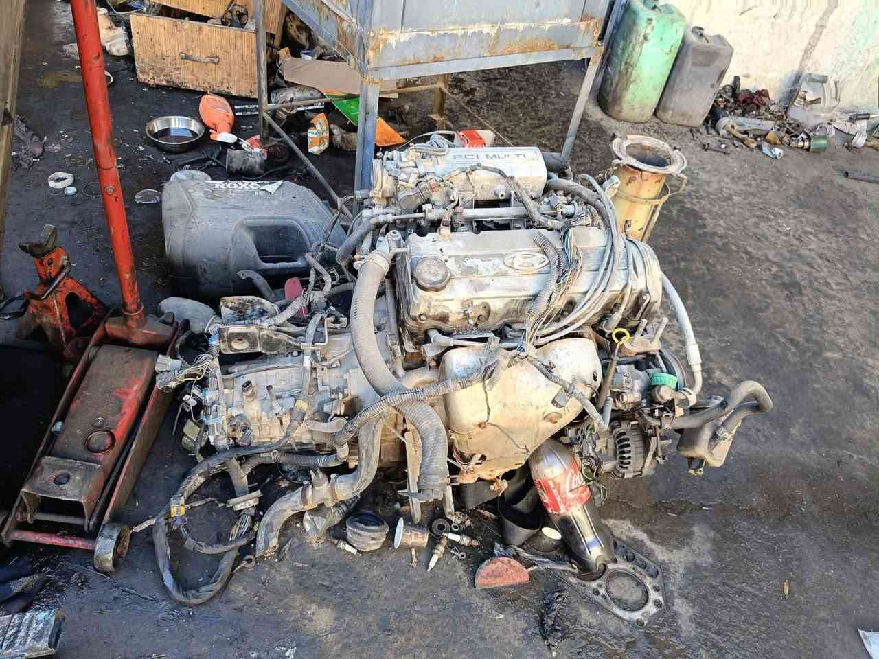 السلام عليكم محرك سوناته 2000
شرط الشغل لا صرف ولا نفخ كير عادي مع الضفيره والعقل شرط تبريد بي كامل 
***********
***********
