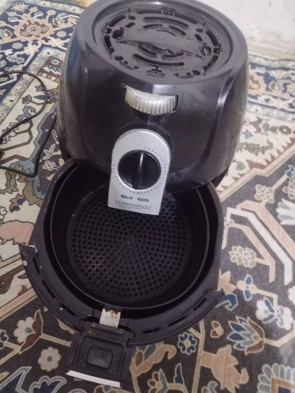 السلام عليكم
قلايه الامانيه باله 15 الف
دراجه اطفال 55 الف جاهزه من كلشي ونضيفه
لي ريدهن يخابرني.   ***********
