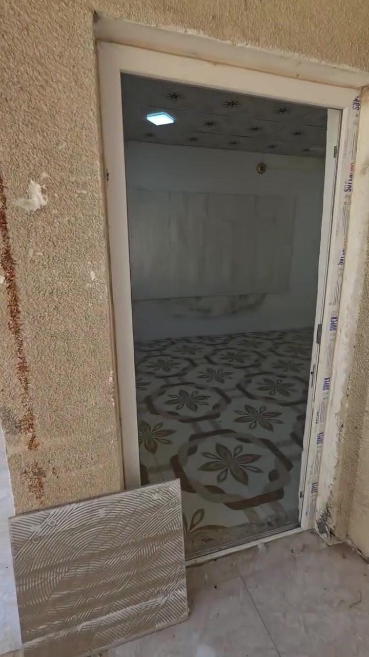 دار للبيع طابو صرف العنوان خانقين حي 
العمال المساحة ٢٠٠متر ركن بناء عكادة
طابقين منفصلين واجهة ٢٠ ونزال ١٠ 
يرهم لمشتمليين للاستفسار مراجعة 
مكتب رابەر شارع المزرعة قرب جامع 
جامع هداية ***********

