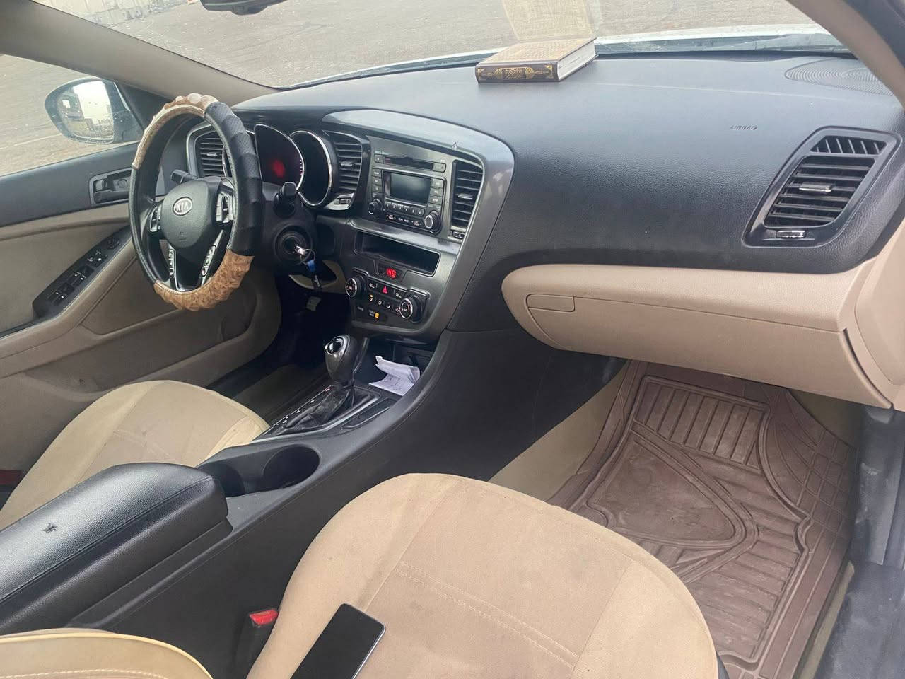 السلام عليكم كيا اوبتما ٢٠١٢
رقم بغداد وارد امريكي 
محرك ٢٤٠٠جديد 
كير ٦نمر كفاله 
صبغ كفاله مابيه 
بدون حادث 
بيه دحجات بسيطه وبارد 
دواخل جديده 
رقم بغداد مداور ثاني يوم 
مكاني كربلاء  
السعر 95
بيع سريع 
ت، ***********
