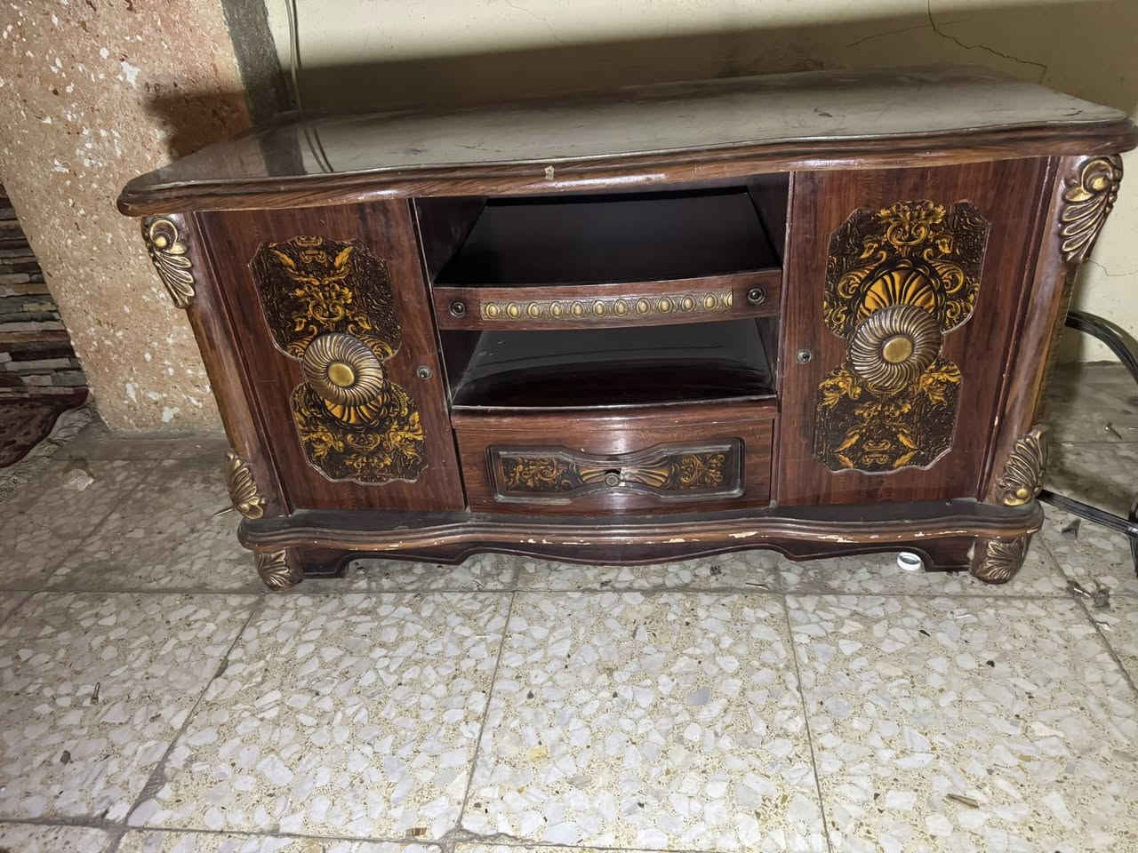 غراض بيت للبيع بغداد الوزيريه 
 اتصال او واتساب***********
