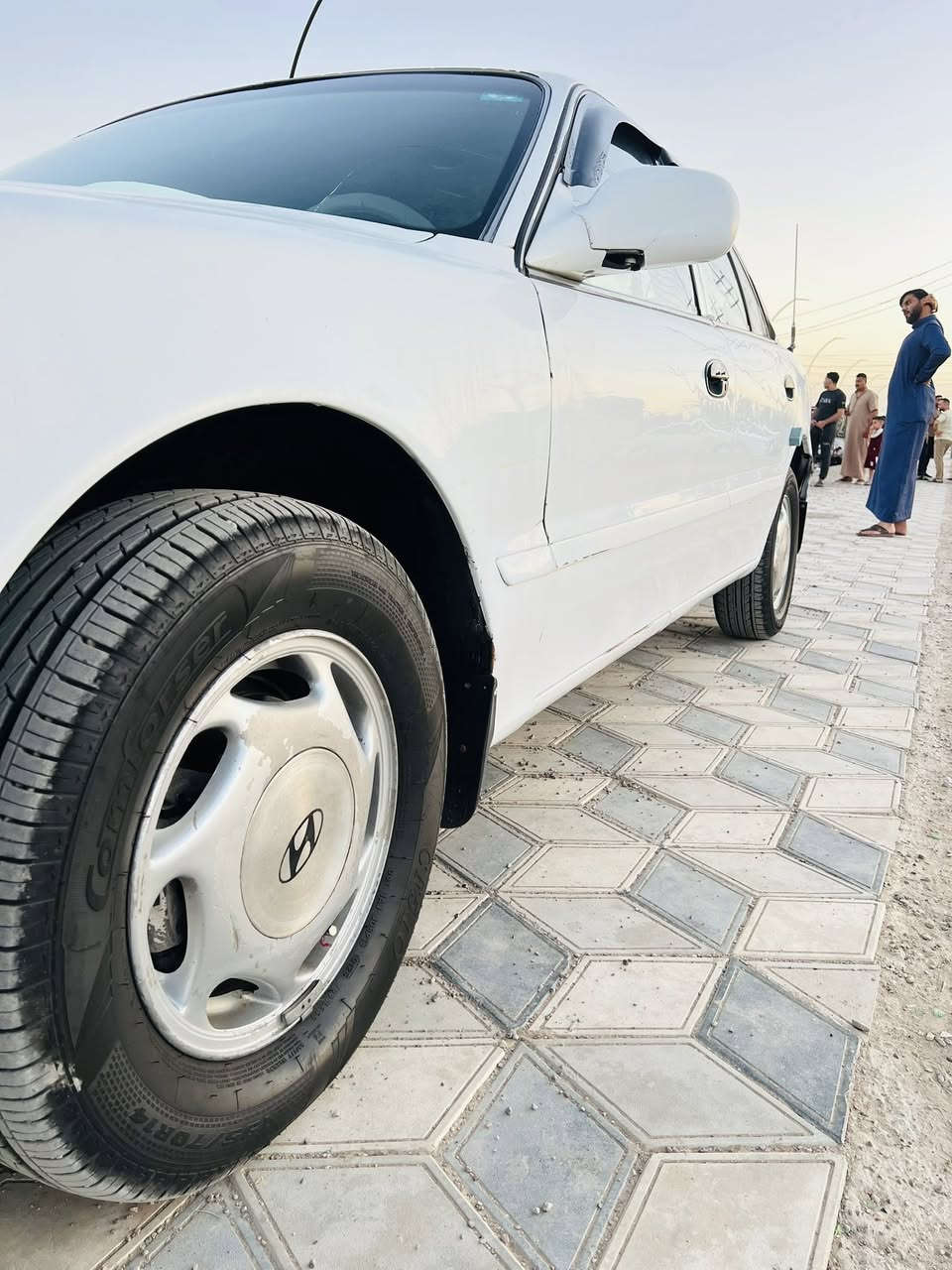 التفاصيل داخل الصور
