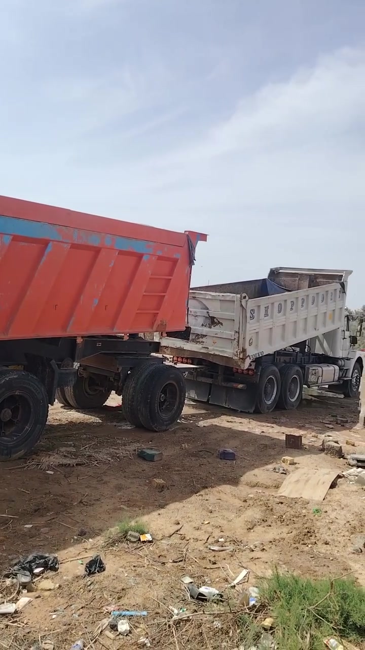 السلام عليكم فالفو البيع موديل 89 رقم  بغداد مكمل معاملته تاخد رقم انكليزي تخم تاير تبريد سياره خير من الله كاردن مال فالفو شيطان تخم براميغ ابو ربع لاماني تخم بنزات تخم كهرباء  دوشمه فول سياره كامله على اخر حبايه  بس سياره البيع  سعر ٢٥ وبيهه مجال قليل *********** ***********
