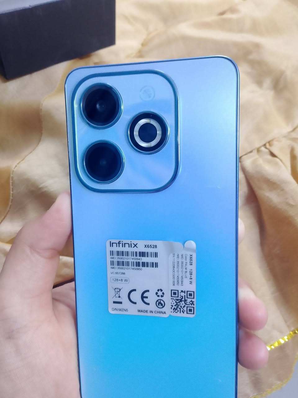 جهاز للبيع  lnfinix HOT40i انفنكس هوت 40اي ذاكرتة 128الرام الداخل 8 بطاريته 5000جهاز جديد ماداخل تصليح ابد السعر 175وبي مجال الرقم ***********العنوان الزعفرانيه
