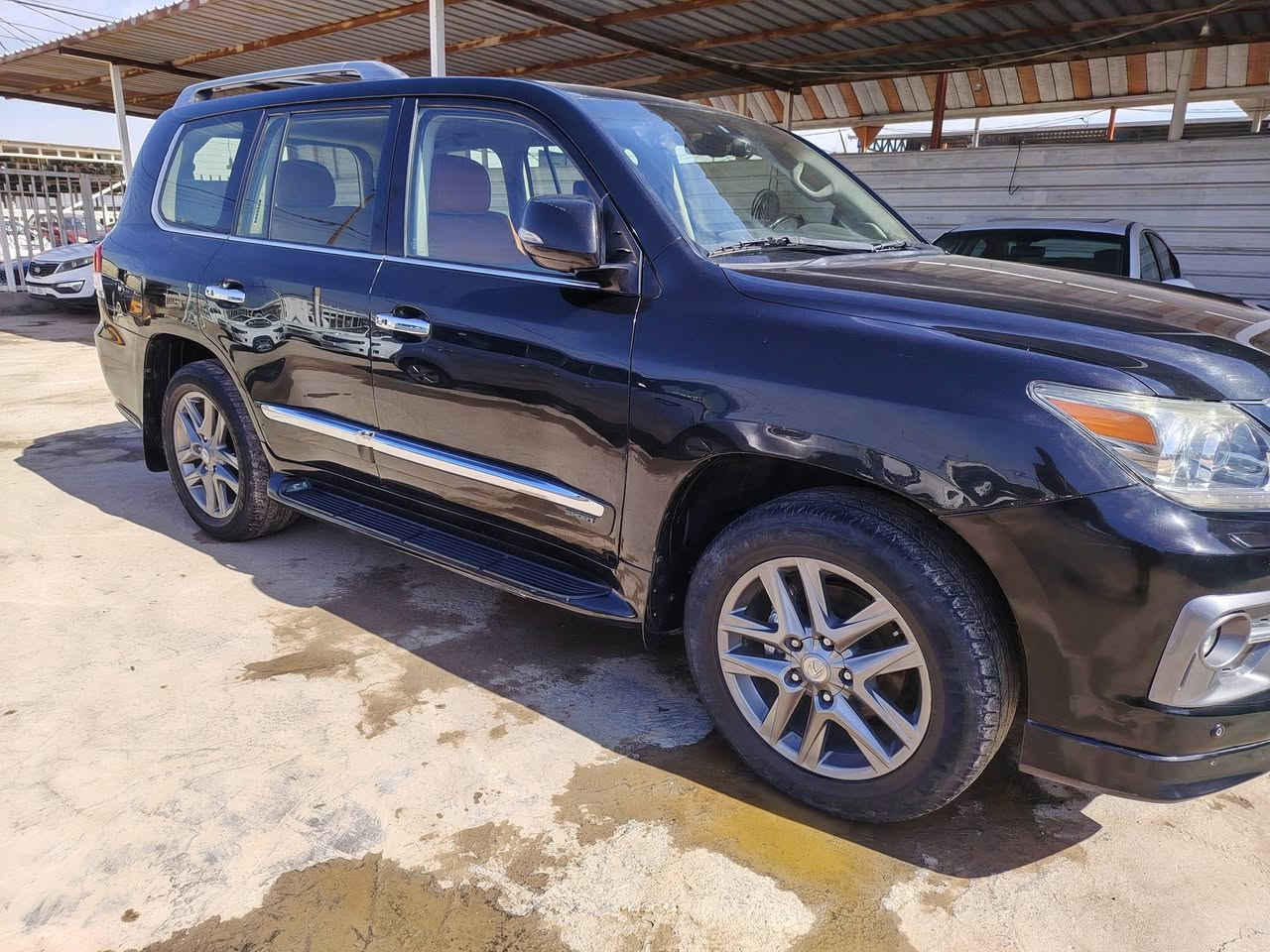 سلام عليكم لكزز 2013

 ماشيه ٢٤٤
سونار بلصور
 مكينه كير حداديه تبريد تخم
 تاير مكاني الديوانية
تباع بلقصد اومراوس
***********
