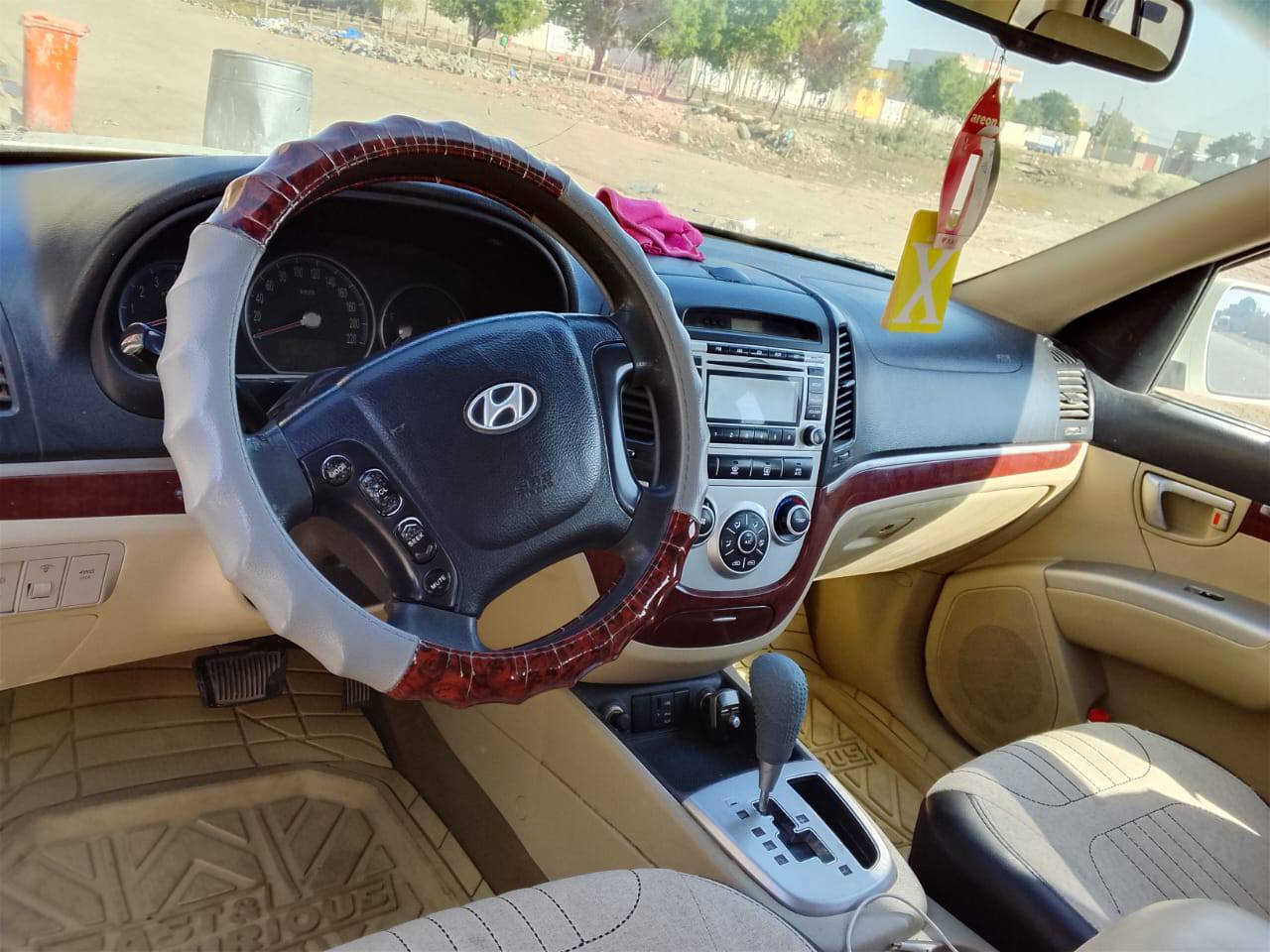 سنتافيا 2010
6 سلندر محرك 
7 راكب 
وارد خليجي 
فول مواصفات 
فورويل 
مري شفط 
فتحة 
حساس خلفي 
ثلاجة 
تبريد 3 قطع
رقم بغداد مشروع وطني 
سيارة مكفولة كفاله عامه  
موقع السيارة الحلة
الاستفسار ***********
