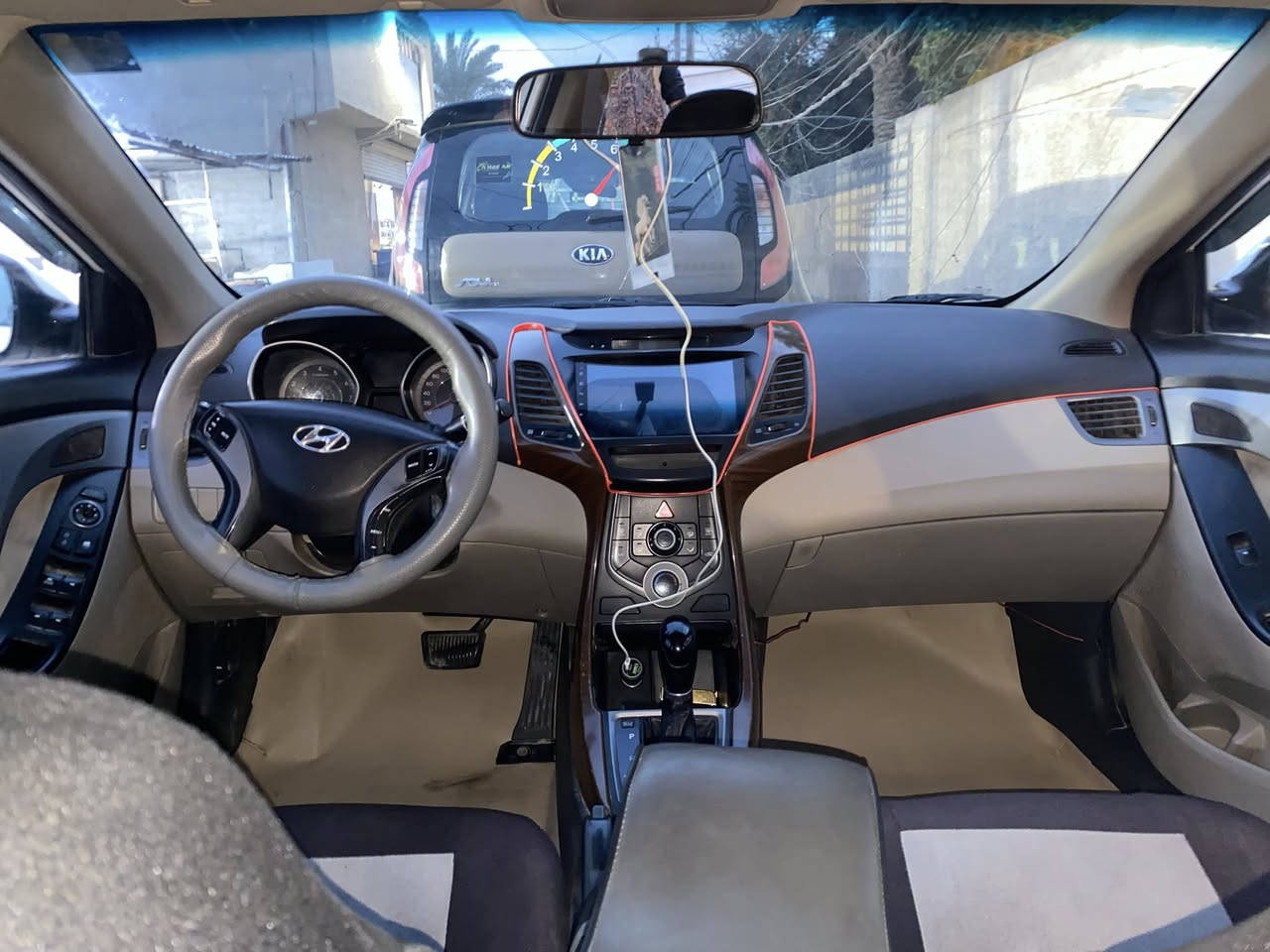 الانترا 2015للبيع خليجي السعر خاص  ***********
