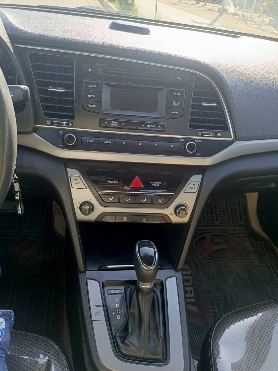 السلام عليكم النتره موديل 218محرك 2000السعر 115رقم بغداد ***********
