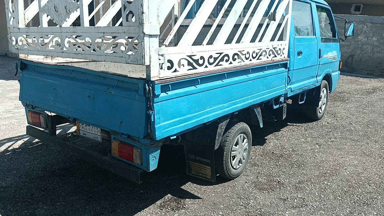 السلام عليكم كي موديل 94 مكينه وقير واكسن وشاصي جدد والقشر قدام عينكم تخم تاير السياره سعر ب 40 ورقه والشراي يخابر عنوان بغداد اليوسفي خط السريع رقم الهاتف ***********

