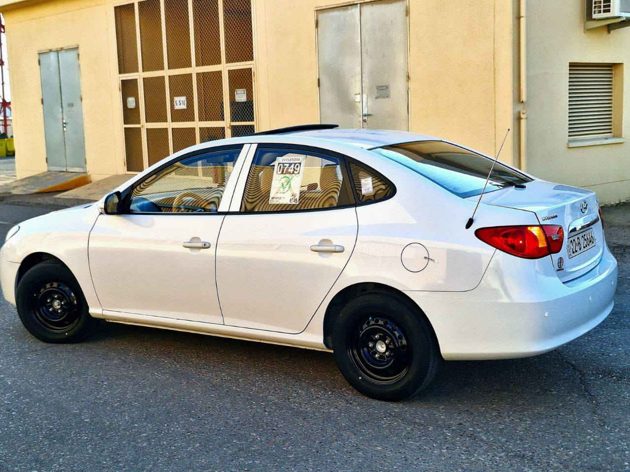 النترا صابونه مديل 2011 رقم اربيل الجديد سياره كفاله صبغ وتبديل وضربه بيها بارد قليل جوا الرقم الورا سعر 125 وبيها مجال عنوان البصره خور الزبير  مكلف بالنشر ***********
