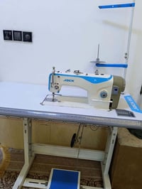 جاك F4 • نظيفه • قابلة فحص