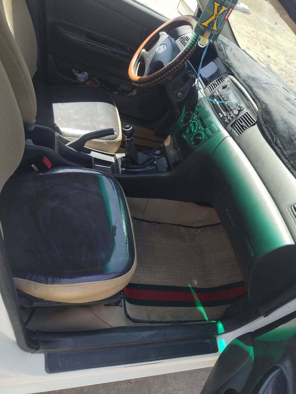 سياره بي واي دي 20 حره رقم بغداد سنويه 30
ماشيه 169
المكان سماوه رميثه 
سعر 78 وبيها مجال بيها دوسه موجود قبل وبعد صور
وتساب ***********
