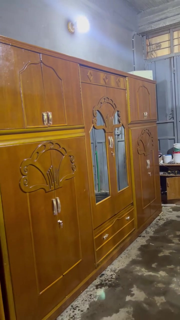 سلام عليكم غرفه نجاره صاج تزكام داخل خارج صاج مستخدمه نظيفه السعر ٨٠٠ العنوان الحله ***********
