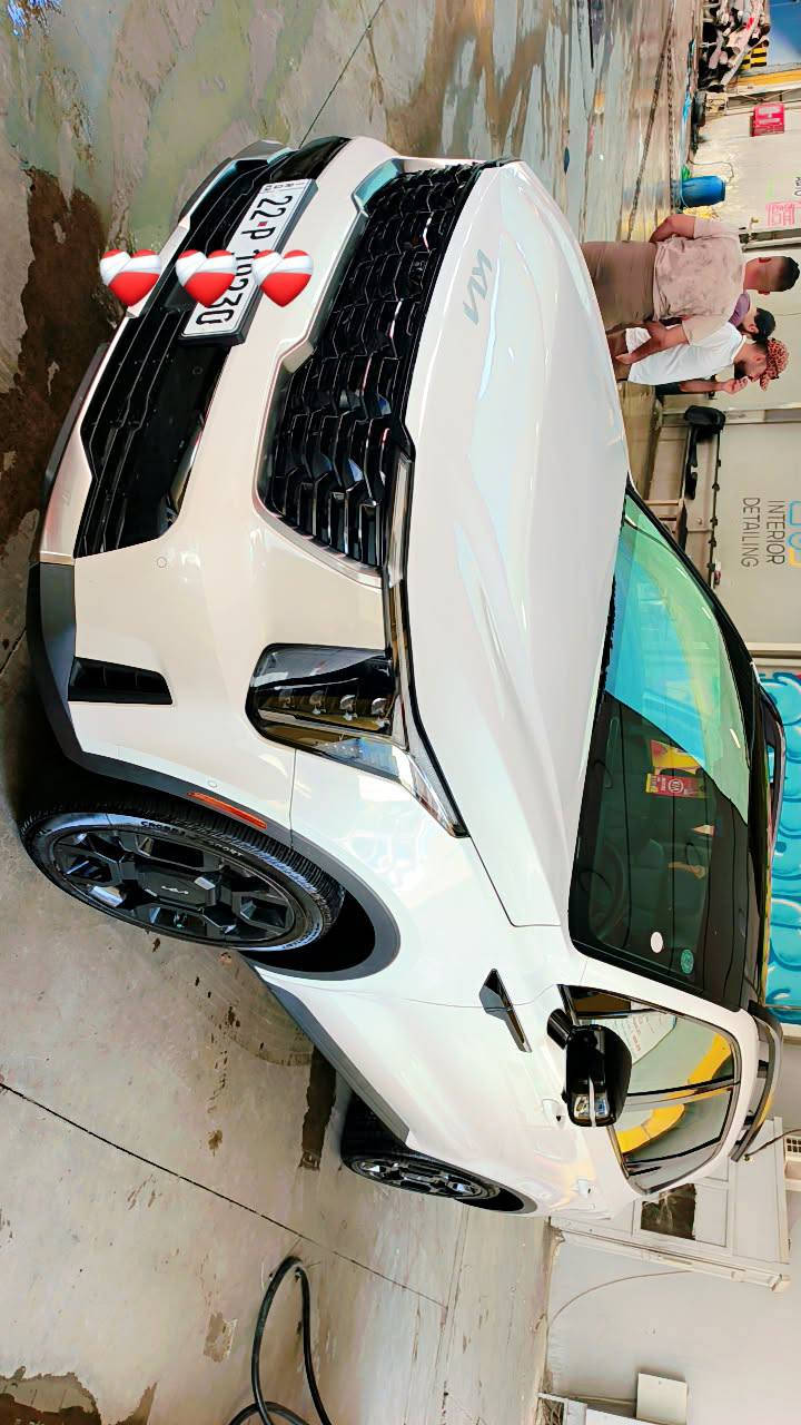 سلام عليكم سورنتو ٢٤ امريكي فقط البنيد صبغ والباقي كفاله فول موصفات مكاني بغداد الزعفرانيه السعر ٢٧٥ رقم ***********
