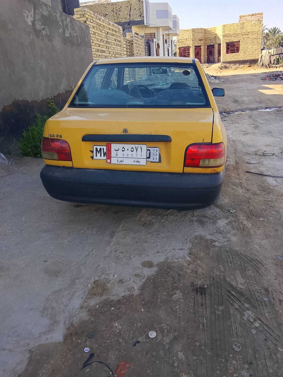 مديل 2012 كير مكينه شواصي مكفولات حداديه جديده تخم تاير سنويه لل 27 
مكان سياره ديوانيه قضاء دغاره 
***********
