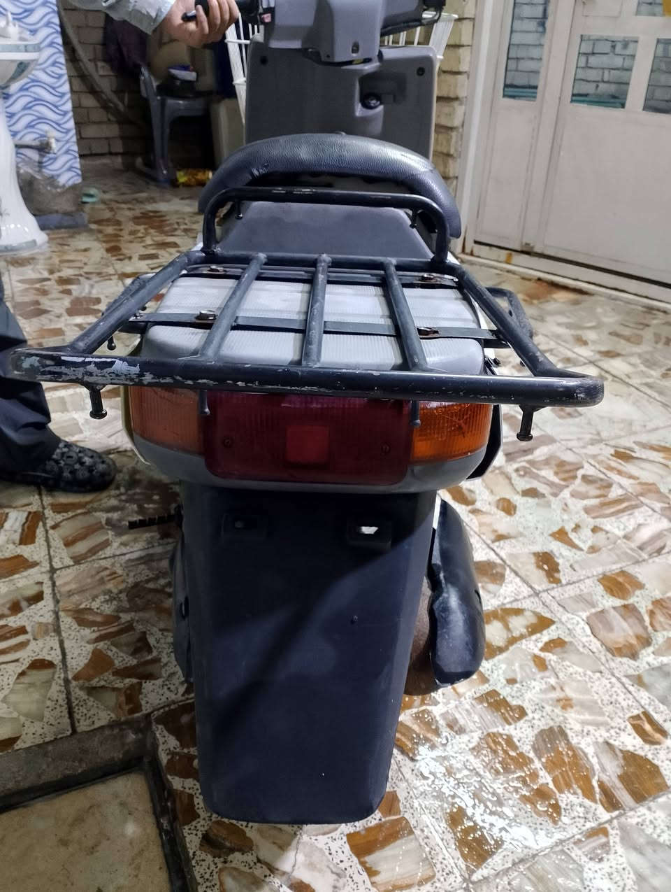 السلام عليكم دراجه نوع بيكم ياباني الدراجه خير من الله نكره سلف كهربائيات مكينه مامفتوحه الدراجه كامله من كلشي سعر350 وبيها مجال العنوان الزعفرانيه الاربع شوارع متواجد فيس ***********متواجد واتساب
