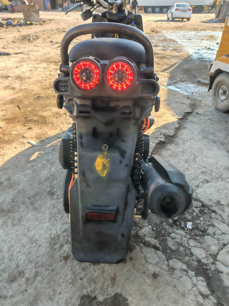 سكنس جبل موديل 13
صارله فتره من نازله 
دراجه مكفولة من كلشي
محرك يخبل مامفتوح ومكفول
تزويد كبالك بصور

هاوزن رياضي أبو الختم الحفر
قبق جوزه
تعلاكه
غلاف رقم شاصي
سويج 
يدات 
دبل اشاره
قبق عنبار
صوندات 
كاعيات فضيات
دمام اصلي
رقم وقاعده
برغي ذهبي 

دراجه خير من الله ما متعوبه
صار فتره من نزلته

***********
السعر خاص
