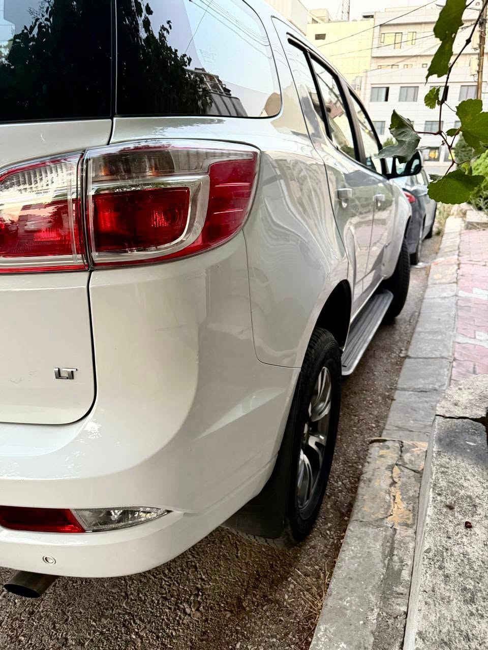 شوفر ليت تربلايزر موديل 2018 خليجي وكالة المنصور 7 راكب ماشيه 180 الف بدون حادث او صبغ دشبول شاشه كبيره اشاير مري السعر 175 وبيه مجال الوقع كاظميه ***********
