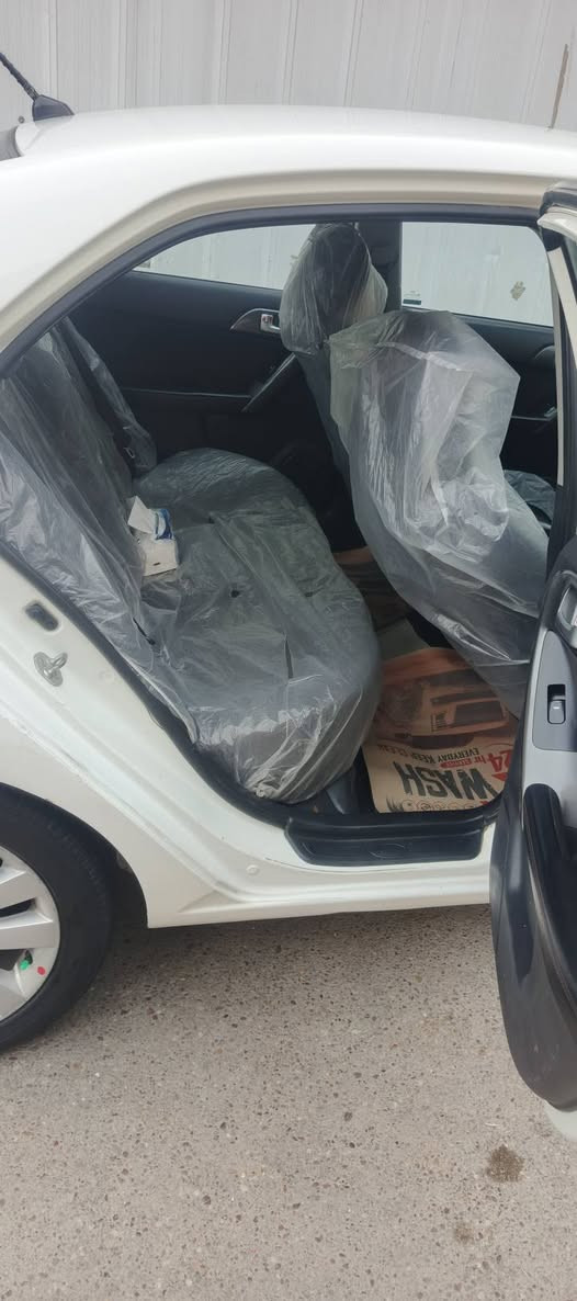سلام عليكم كيه سيراتو مديل ٢٠١٢ بيهه قطع صبغ بلسونار كير مكينه مكفولات مامفتوحات منظومه تبريد جديده قبل سبوع شادينهه تبريد ثلج سياره جاهزه مابيهه اي نقص رقم سليمانيه بسمي مكانهه بغداد الشعب، سعر(92) رقم الهاتف (***********///
