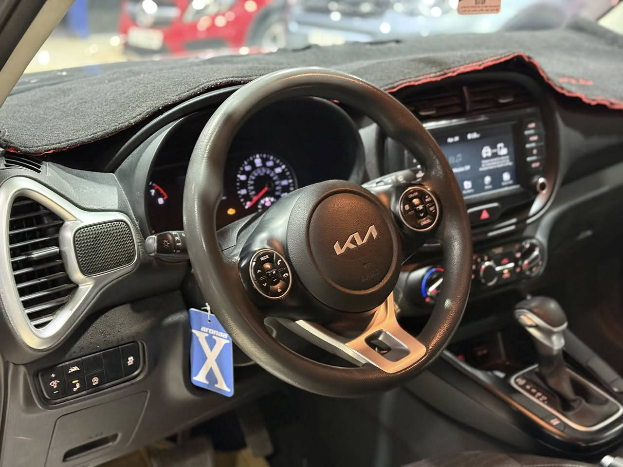 #المركبة : #كيا #صول   موديل 2021
#الضرر : صبغ جاملغ امامي ايسر فقط
#الرقم : مرقم اربيل الرقم الحديث ( تحويل او وكالة )
#المحرك : 2000 DOCH (اربعة سلندر)

#المواصفات :

▪️حجم الويل : ويل كب حجم 18 اصل مع طقم تايرات بحالة ممتازة
▪️لايتات اصفر عالي وناصي مع كشافات دعامية
▪️رادار امامي
▪️حساسات ورادارات الاجتياز الجانبية (نقاط عمياء)
▪️كامرة خلفية دوارة اصل مع الستيرن
▪️غرفة السيارة : كشنات السيارة مخمل اسود
▪️شاشة الدشبول حجم كبير للتحكم بايعازات السيارة
▪️سستم صوت
▪️تحكم ستيرن جهتين بلوتوث وحاكية وكروس سرعة وتحكم صوت 
▪️نظام ABS مانع انزلاق

نكفل السيارة من الغرق والشاصي .

السعر المطلوب : 135 ورقة مع المجال
 
الاتصال على : ***********

معرض سما دبي لتجارة السيارات والمزادات الامريكية
النجف - المدينة المائية -مقابل حي الجامعة
