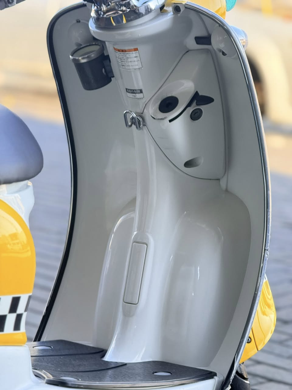 مساء الحب شباب هاي لقطعه الناشفه للبيع لشراي بس يتصل ***********مكاني بغداد حي البنوك شرط وكاله 🥶💦🇮🇶
